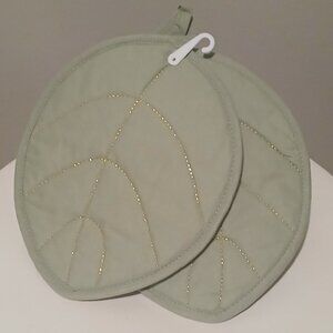 Leaf Design Pot Holders